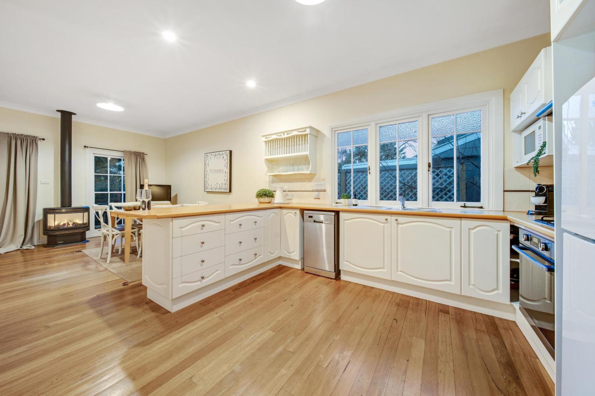 Whispering Pines Cottages Wentworth Falls Bilik gambar
